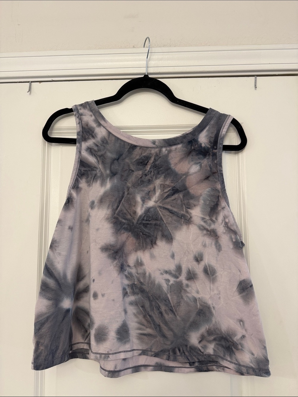90 Degree By Reflex Tie-Dye Crop Tank Top - Lavender & Charcoal